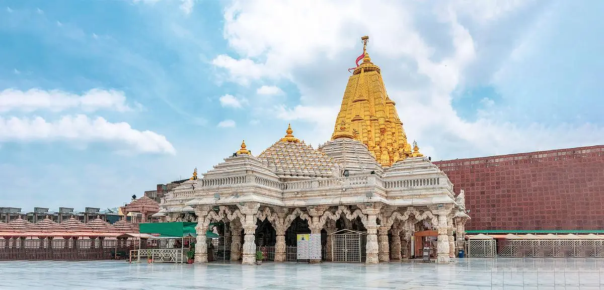 Ambaji Temple Darshan Timings, Location & Photos ✓ Visit Today