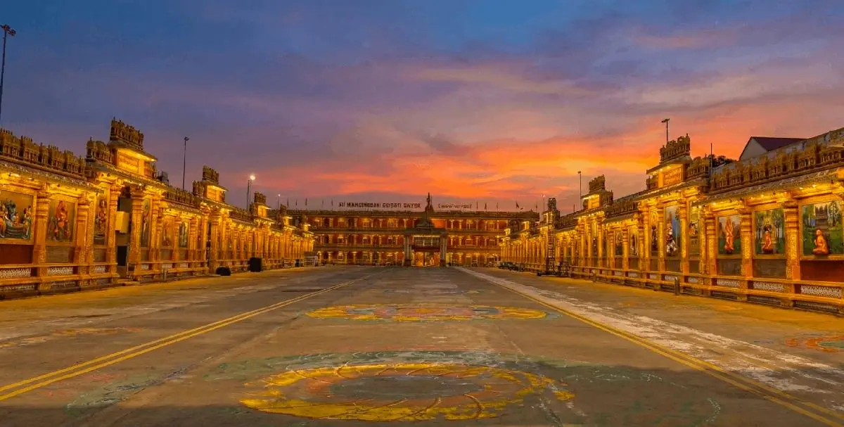 Morning, afternoon and evening expectations - mantralayam temple