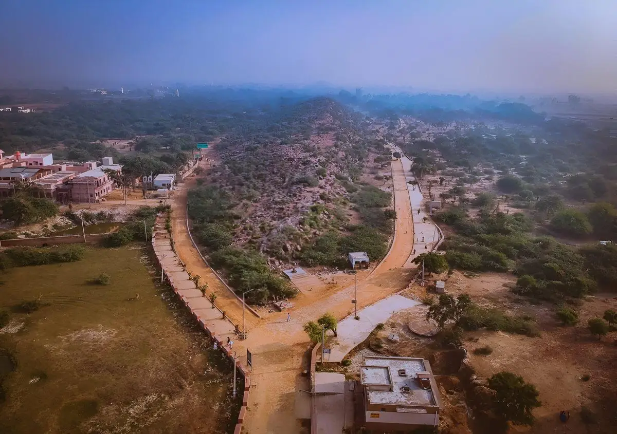 Walking, vehicle support and dandavat parikrama - govardhan parikrama distance