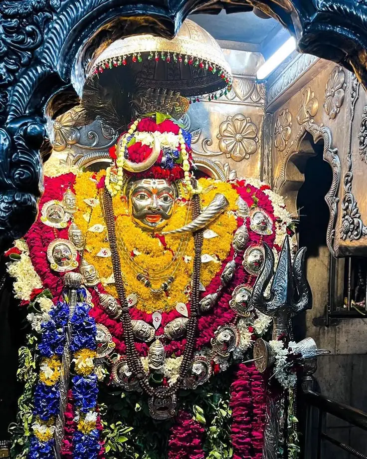 When the queue is usually more demanding - kaal bhairav mandir varanasi timings