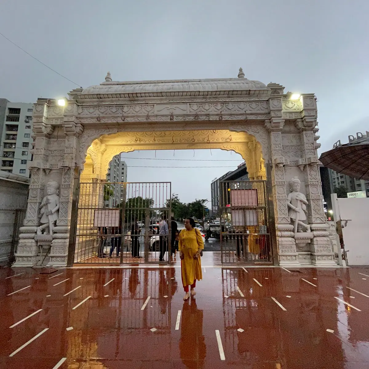How to confirm a local Surat temple before departure - khatu shyam mandir surat