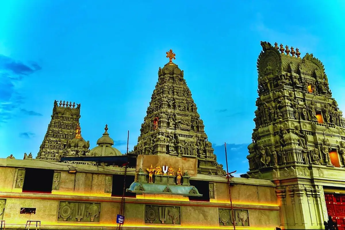 Example: planning a family visit - swarnagiri temple timings