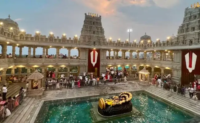 Swarnagiri Temple Travel Guide 2026: Timings, Darshan, Location, History, Hotels, Route & Visitor Tips - Unbox Cage