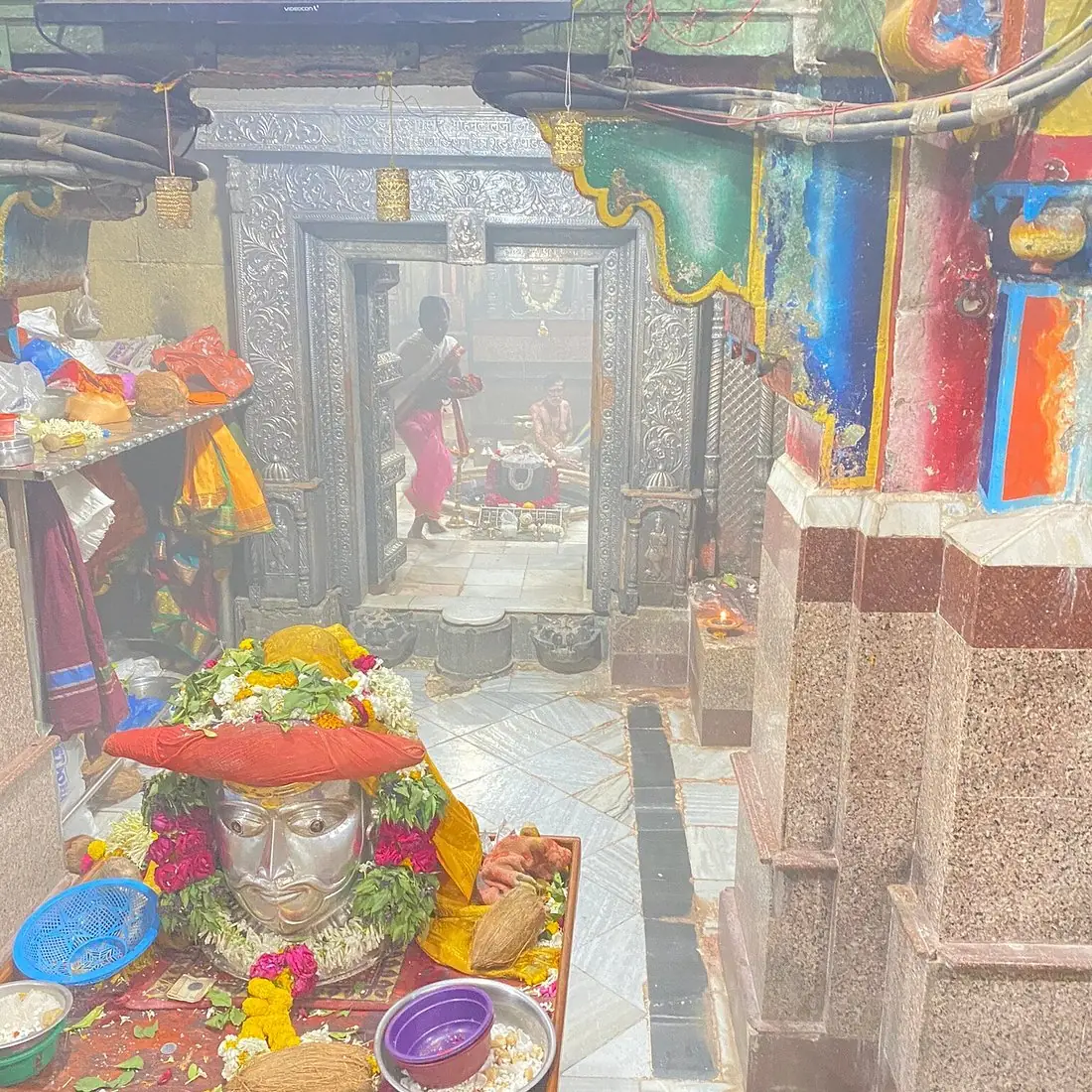 Dress and conduct - parli vaijnath jyotirlinga